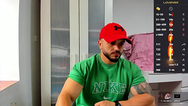 Snapshot of supermanboy94 chatting on 20, 5, 2026 supermanboy94 online show from 20, 5, 2026
