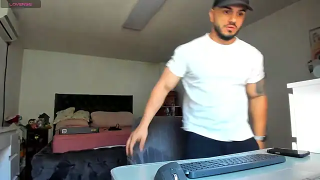 supermanboy94 online show from 24, 4, 2026