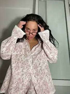 CardiSweetBaby online show from 22, 12, 2024
