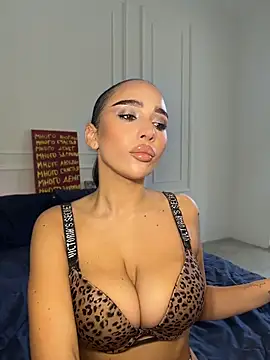 Snapshot of CardiSweetBaby chatting on 10, 7, 2026 CardiSweetBaby online show from 10, 7, 2026