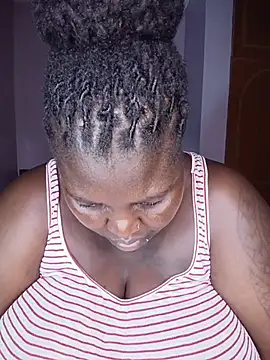 Snapshot of African_Bigass chatting on 25, 6, 2026 African Bigass online show from 25, 6, 2026