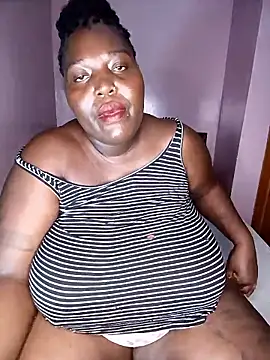 Snapshot of African_Bigass chatting on 3, 6, 2026 African Bigass online show from 3, 6, 2026