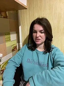 Karolina llove online show from 8, 2, 2025