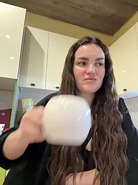 Karolina llove online show from 13, 11, 2025