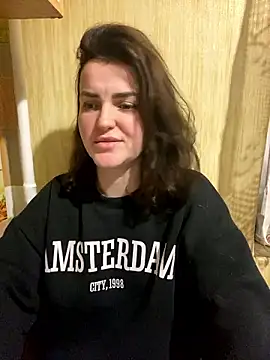 Karolina llove online show from 2, 12, 2024