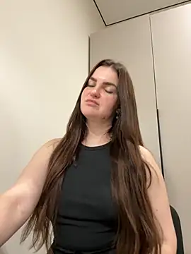 Karolina llove online show from 28, 11, 2025