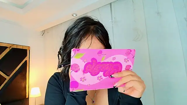 Snapshot of lina_bedoya_ chatting on 9, 6, 2026 lina bedoya online show from 9, 6, 2026