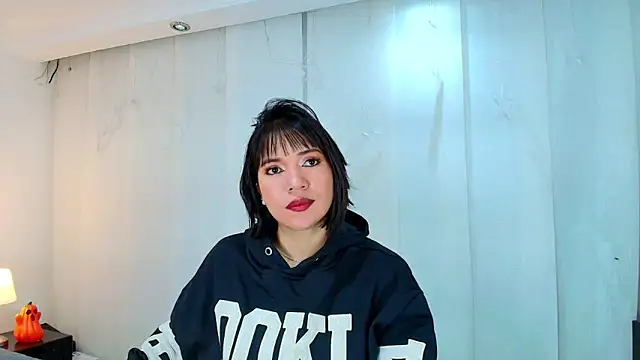 Snapshot of lina_bedoya_ chatting on 16, 10, 2025 lina bedoya online show from 16, 10, 2025