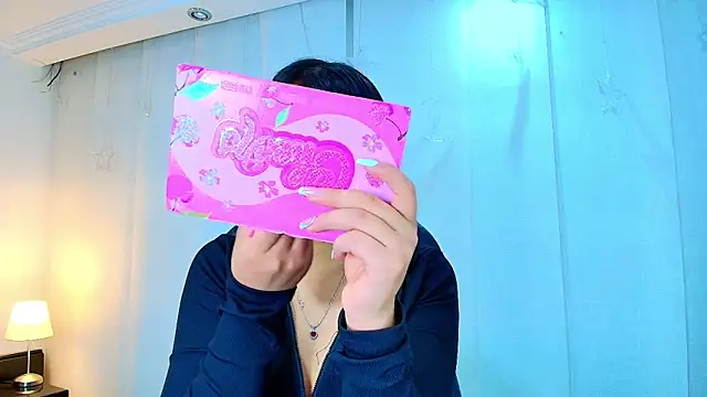 lina bedoya  online show from 20, 3, 2026