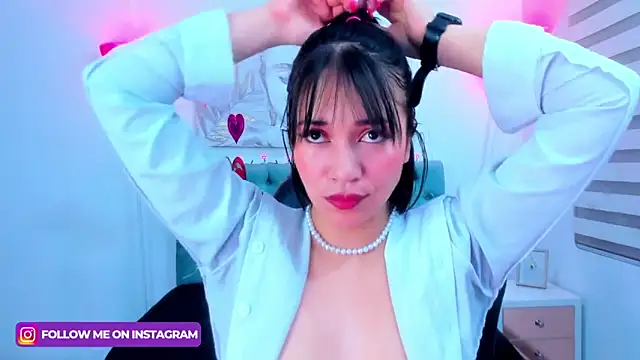 lina bedoya  online show from 12, 2, 2025