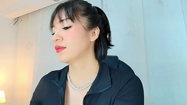 lina bedoya  online show from 5, 6, 2026