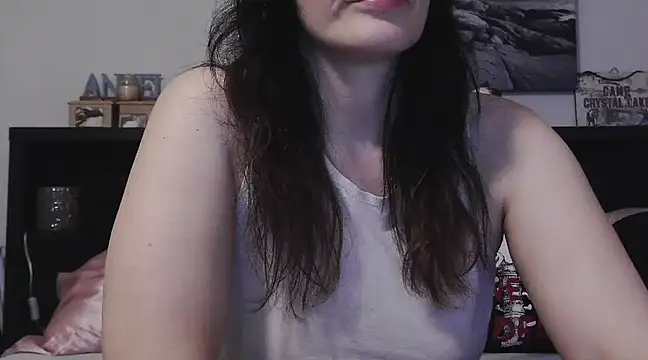Snapshot of CrystalLakeXO chatting on 20, 3, 2025 CrystalLakeXO online show from 20, 3, 2025