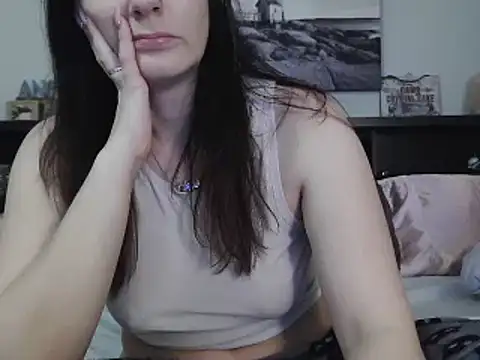 Snapshot of CrystalLakeXO chatting on 9, 3, 2025 CrystalLakeXO online show from 9, 3, 2025