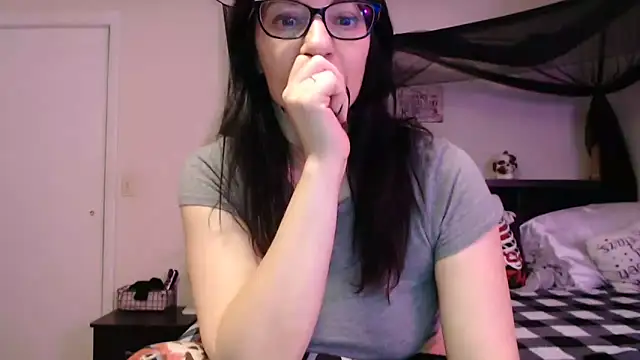 CrystalLakeXO online show from 22, 6, 2026