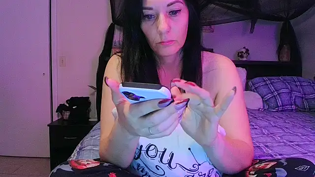 Snapshot of CrystalLakeXO chatting on 31, 5, 2026 CrystalLakeXO online show from 31, 5, 2026