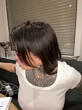 AileenInkOfficial online show from 23, 2, 2025