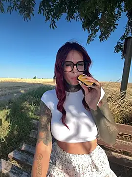 AileenInkOfficial online show from 11, 7, 2026