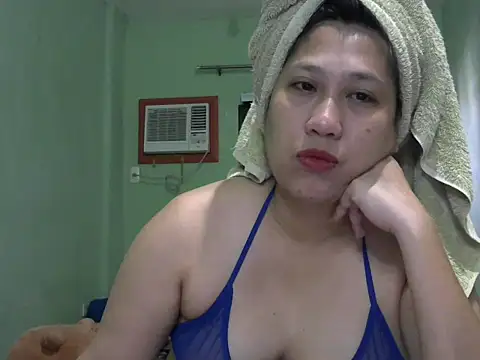 Snapshot of sweetsexysmile chatting on 21, 5, 2026 sweetsexysmile online show from 21, 5, 2026
