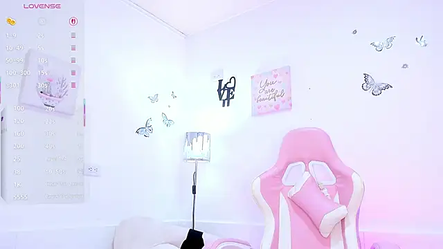 Snapshot of Alice_0120 chatting on 30, 10, 2025 Alice 0120 online show from 30, 10, 2025