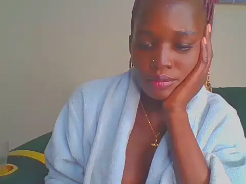 cutesmiling online show from 18, 5, 2026