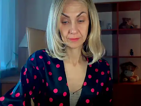 Snapshot of Tanya6547 chatting on 14, 10, 2025 Tanya6547 online show from 14, 10, 2025