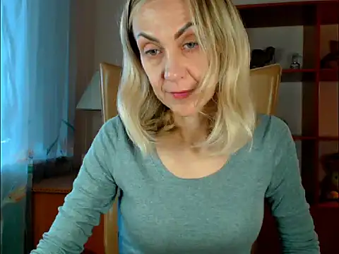 Snapshot of Tanya6547 chatting on 27, 10, 2025 Tanya6547 online show from 27, 10, 2025