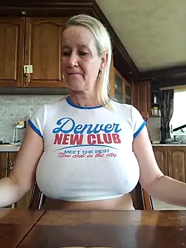 Lotus-blume1 online show from 4, 11, 2025