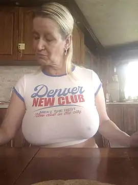 Lotus-blume1 online show from 5, 12, 2025