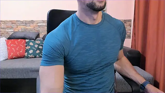 HotHunkTrainer online show from 3, 2, 2025