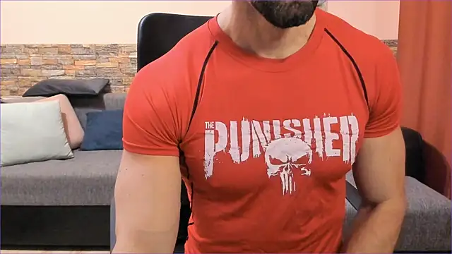 HotHunkTrainer online show from 13, 11, 2025