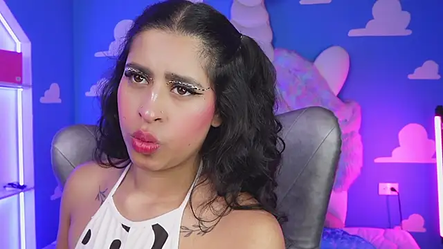 miss romyna online show from 6, 3, 2026