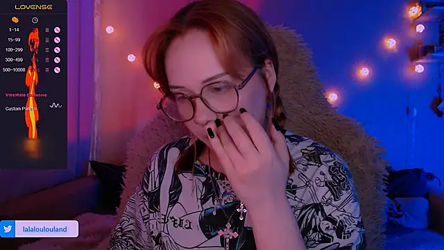 Snapshot of lala_loulou_land chatting on 2, 3, 2025 lala loulou land online show from 2, 3, 2025