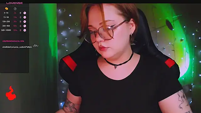 Snapshot of lala_loulou_land chatting on 25, 6, 2026 lala loulou land online show from 25, 6, 2026