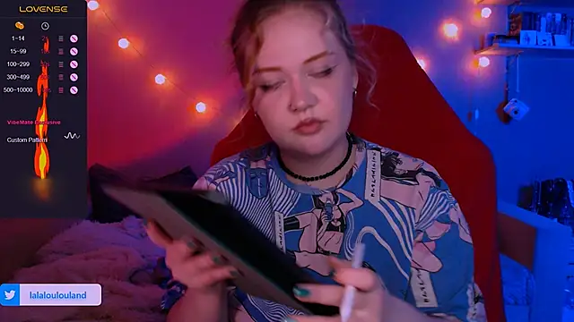 Snapshot of lala_loulou_land chatting on 25, 12, 2024 lala loulou land online show from 25, 12, 2024