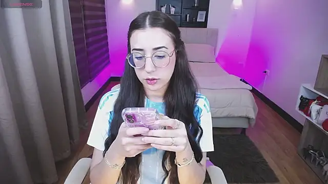 Snapshot of Imkitty-Horny chatting on 13, 11, 2025 Imkitty-Horny online show from 13, 11, 2025