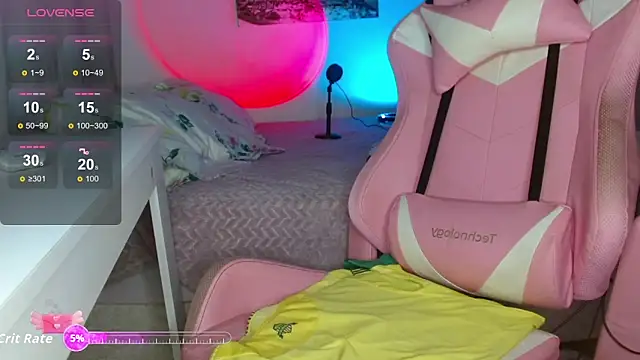 sexy valentina1 online show from 24, 10, 2025