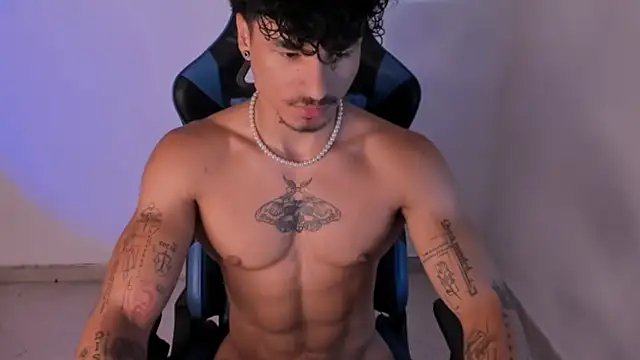 Snapshot of Thomas_Fit1 chatting on 30, 6, 2026 Thomas Fit1 online show from 30, 6, 2026