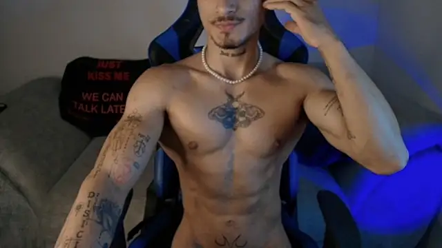 Snapshot of Thomas_Fit1 chatting on 12, 7, 2026 Thomas Fit1 online show from 12, 7, 2026