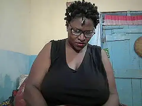 sexy bigboobss online show from 27, 5, 2026