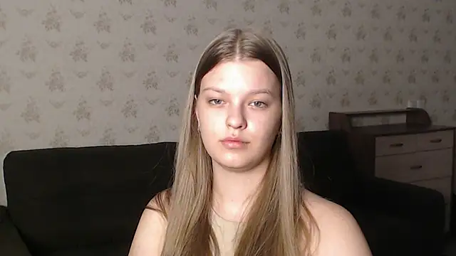 Snapshot of EmySway chatting on 13, 3, 2025 EmySway online show from 13, 3, 2025