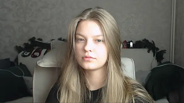 Snapshot of EmySway chatting on 28, 1, 2025 EmySway online show from 28, 1, 2025