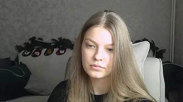 Snapshot of EmySway chatting on 28, 1, 2025 EmySway online show from 28, 1, 2025