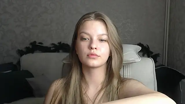 Snapshot of EmySway chatting on 31, 1, 2025 EmySway online show from 31, 1, 2025