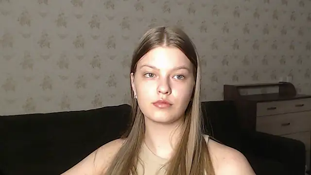 Snapshot of EmySway chatting on 19, 3, 2025 EmySway online show from 19, 3, 2025