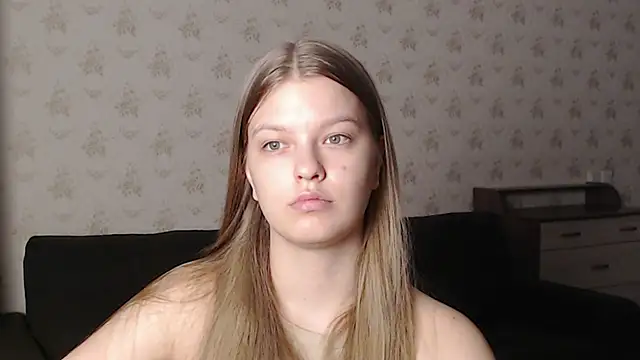 Snapshot of EmySway chatting on 12, 2, 2025 EmySway online show from 12, 2, 2025