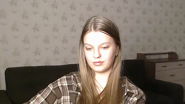 Snapshot of EmySway chatting on 20, 3, 2025 EmySway online show from 20, 3, 2025