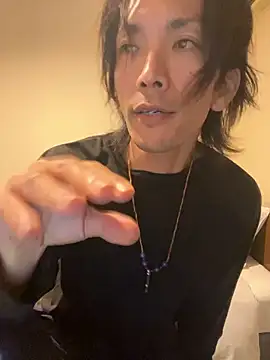 Katakuriko-Denpun online show from 3, 11, 2025
