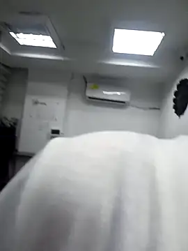 AnthonelaDuque online show from 14, 1, 2026