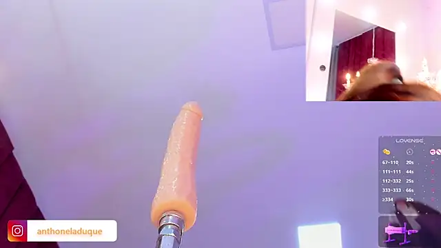 AnthonelaDuque online show from 15, 12, 2025