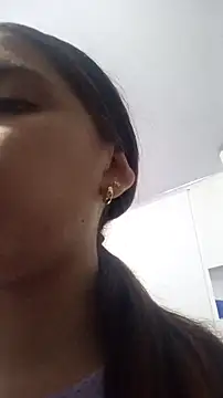 AnthonelaDuque online show from 6, 11, 2025